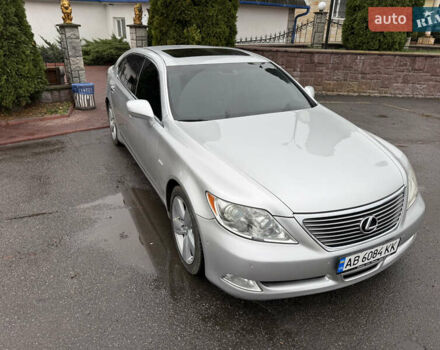 Серый Лексус ЛС, объемом двигателя 4.61 л и пробегом 216 тыс. км за 12800 $, фото 10 на Automoto.ua