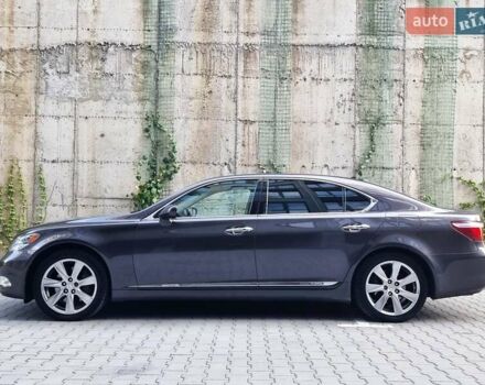 Серый Лексус ЛС, объемом двигателя 4.97 л и пробегом 237 тыс. км за 16999 $, фото 95 на Automoto.ua