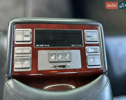 Серый Лексус ЛС, объемом двигателя 4.99 л и пробегом 220 тыс. км за 7000 $, фото 16 на Automoto.ua