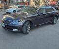 Серый Лексус ЛС, объемом двигателя 5 л и пробегом 280 тыс. км за 15999 $, фото 1 на Automoto.ua