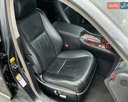 Серый Лексус ЛС, объемом двигателя 4.6 л и пробегом 195 тыс. км за 9950 $, фото 29 на Automoto.ua