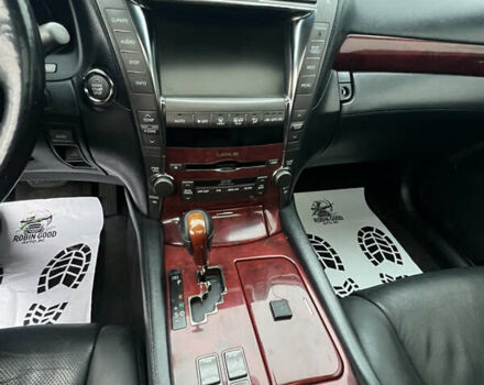 Сірий Лексус ЛС, об'ємом двигуна 4.6 л та пробігом 229 тис. км за 12700 $, фото 34 на Automoto.ua