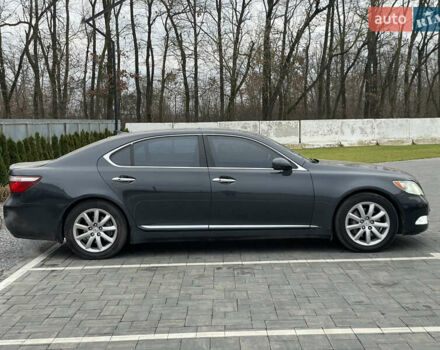 Серый Лексус ЛС, объемом двигателя 4.6 л и пробегом 195 тыс. км за 9950 $, фото 9 на Automoto.ua