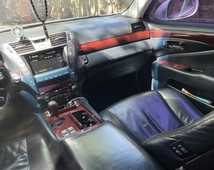 Серый Лексус ЛС, объемом двигателя 4.6 л и пробегом 190 тыс. км за 10499 $, фото 11 на Automoto.ua