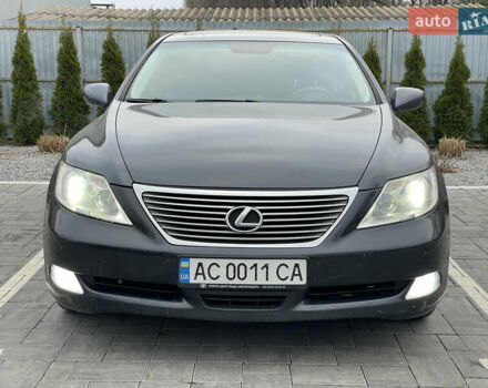 Серый Лексус ЛС, объемом двигателя 4.6 л и пробегом 195 тыс. км за 9950 $, фото 4 на Automoto.ua