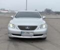 Серый Лексус ЛС, объемом двигателя 4.6 л и пробегом 230 тыс. км за 10300 $, фото 1 на Automoto.ua