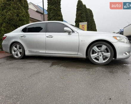 Серый Лексус ЛС, объемом двигателя 4.61 л и пробегом 216 тыс. км за 12800 $, фото 16 на Automoto.ua