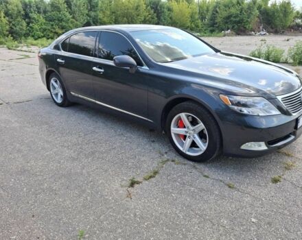 Серый Лексус ЛС, объемом двигателя 5 л и пробегом 340 тыс. км за 14500 $, фото 8 на Automoto.ua