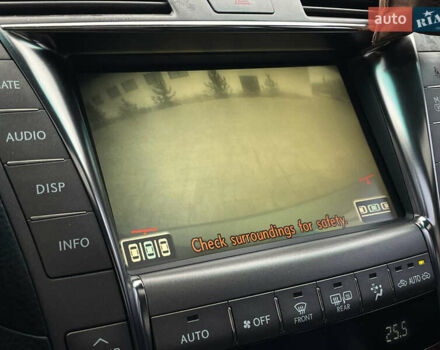 Серый Лексус ЛС, объемом двигателя 4.6 л и пробегом 195 тыс. км за 9950 $, фото 56 на Automoto.ua