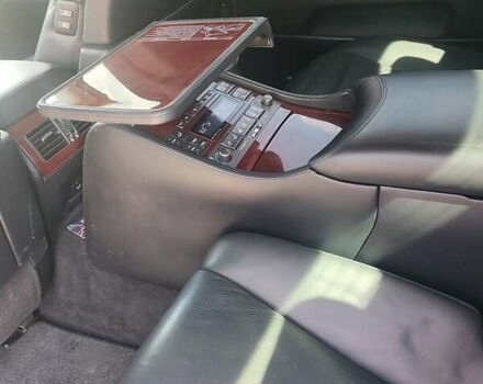 Серый Лексус ЛС, объемом двигателя 5 л и пробегом 380 тыс. км за 13900 $, фото 22 на Automoto.ua