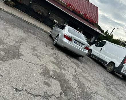 Серый Лексус ЛС, объемом двигателя 4.61 л и пробегом 246 тыс. км за 9500 $, фото 1 на Automoto.ua