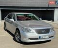 Сірий Лексус ЛС, об'ємом двигуна 4.61 л та пробігом 274 тис. км за 11500 $, фото 1 на Automoto.ua