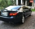 Серый Лексус ЛС, объемом двигателя 4.61 л и пробегом 280 тыс. км за 8800 $, фото 2 на Automoto.ua