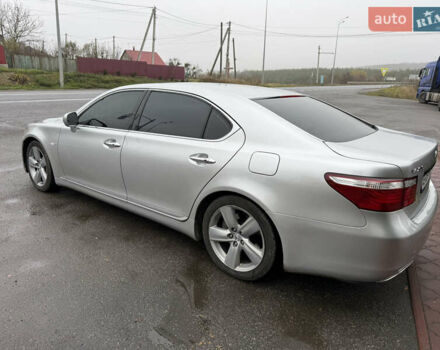 Серый Лексус ЛС, объемом двигателя 4.61 л и пробегом 216 тыс. км за 12800 $, фото 34 на Automoto.ua