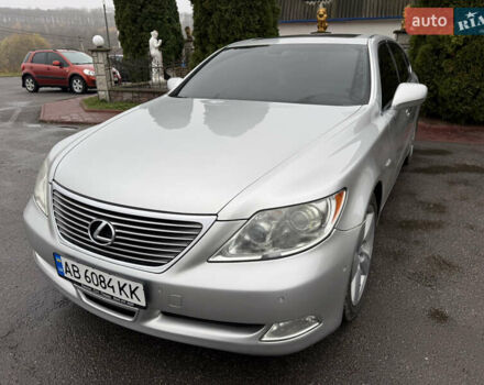 Серый Лексус ЛС, объемом двигателя 4.61 л и пробегом 216 тыс. км за 12800 $, фото 3 на Automoto.ua