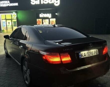 Сірий Лексус ЛС, об'ємом двигуна 4.6 л та пробігом 183 тис. км за 10999 $, фото 3 на Automoto.ua