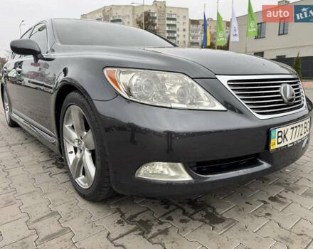 Серый Лексус ЛС, объемом двигателя 4.6 л и пробегом 116 тыс. км за 11700 $, фото 20 на Automoto.ua