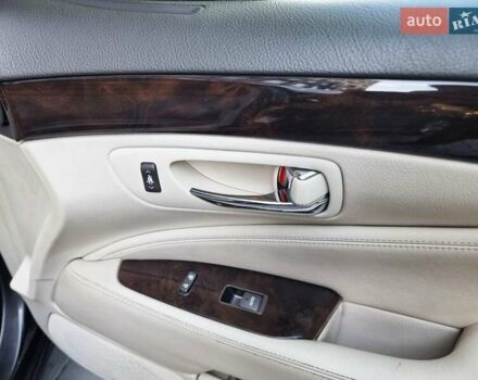 Серый Лексус ЛС, объемом двигателя 4.97 л и пробегом 237 тыс. км за 16999 $, фото 69 на Automoto.ua