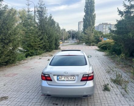 Серый Лексус ЛС, объемом двигателя 4.6 л и пробегом 220 тыс. км за 9800 $, фото 12 на Automoto.ua