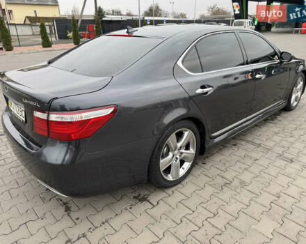 Серый Лексус ЛС, объемом двигателя 4.6 л и пробегом 116 тыс. км за 11700 $, фото 12 на Automoto.ua