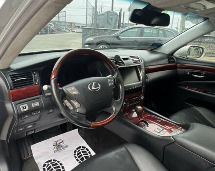 Сірий Лексус ЛС, об'ємом двигуна 4.6 л та пробігом 229 тис. км за 12700 $, фото 22 на Automoto.ua