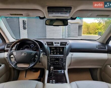 Серый Лексус ЛС, объемом двигателя 4.97 л и пробегом 237 тыс. км за 16999 $, фото 1 на Automoto.ua