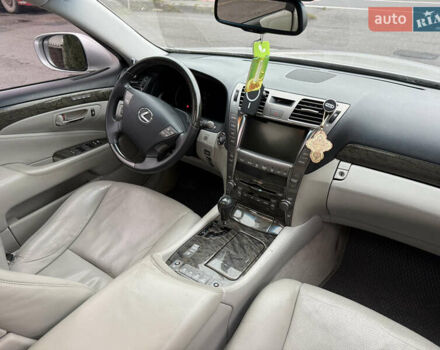 Серый Лексус ЛС, объемом двигателя 4.61 л и пробегом 216 тыс. км за 12800 $, фото 54 на Automoto.ua