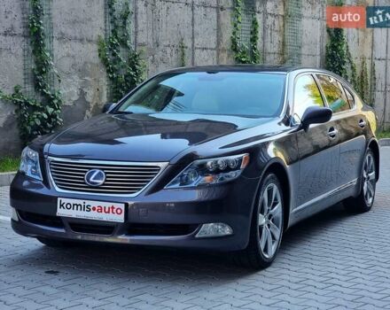 Серый Лексус ЛС, объемом двигателя 4.97 л и пробегом 237 тыс. км за 16999 $, фото 4 на Automoto.ua