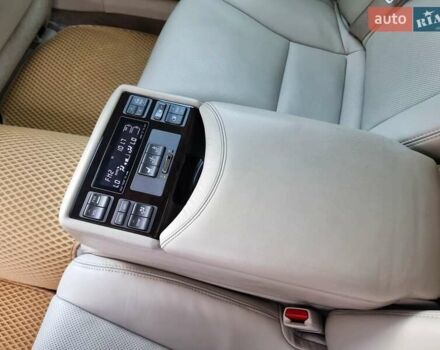 Серый Лексус ЛС, объемом двигателя 4.97 л и пробегом 237 тыс. км за 16999 $, фото 59 на Automoto.ua