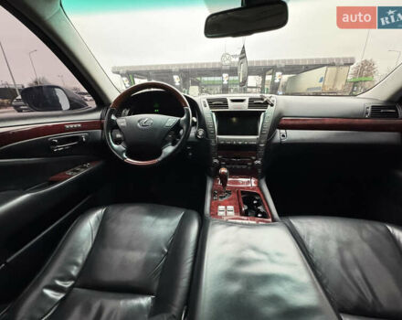Серый Лексус ЛС, объемом двигателя 4.6 л и пробегом 116 тыс. км за 11700 $, фото 44 на Automoto.ua