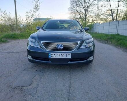 Серый Лексус ЛС, объемом двигателя 5 л и пробегом 380 тыс. км за 13900 $, фото 12 на Automoto.ua