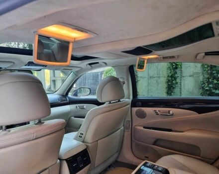 Сірий Лексус ЛС, об'ємом двигуна 5 л та пробігом 237 тис. км за 17999 $, фото 17 на Automoto.ua