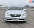 Серый Лексус ЛС, объемом двигателя 4.6 л и пробегом 230 тыс. км за 8500 $, фото 2 на Automoto.ua