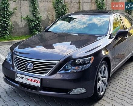 Серый Лексус ЛС, объемом двигателя 4.97 л и пробегом 237 тыс. км за 16999 $, фото 12 на Automoto.ua