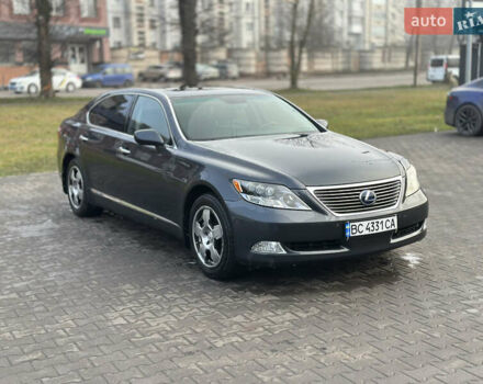 Серый Лексус ЛС, объемом двигателя 4.99 л и пробегом 220 тыс. км за 7000 $, фото 7 на Automoto.ua