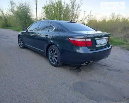 Серый Лексус ЛС, объемом двигателя 5 л и пробегом 380 тыс. км за 13900 $, фото 14 на Automoto.ua