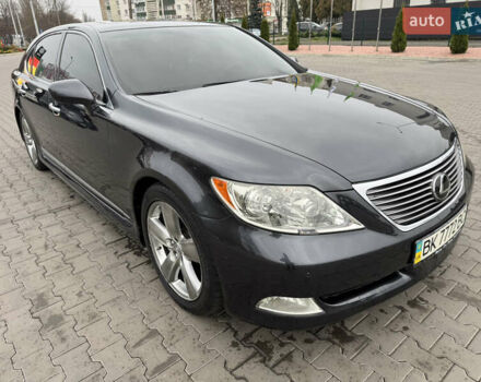 Серый Лексус ЛС, объемом двигателя 4.6 л и пробегом 116 тыс. км за 11700 $, фото 13 на Automoto.ua