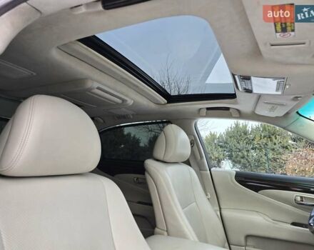 Сірий Лексус ЛС, об'ємом двигуна 5 л та пробігом 237 тис. км за 15499 $, фото 59 на Automoto.ua
