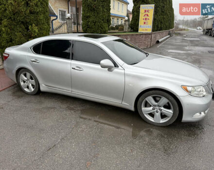 Серый Лексус ЛС, объемом двигателя 4.61 л и пробегом 216 тыс. км за 12800 $, фото 14 на Automoto.ua