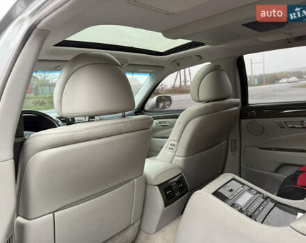 Серый Лексус ЛС, объемом двигателя 4.61 л и пробегом 216 тыс. км за 12800 $, фото 46 на Automoto.ua