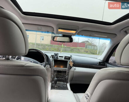 Серый Лексус ЛС, объемом двигателя 4.61 л и пробегом 216 тыс. км за 12800 $, фото 49 на Automoto.ua