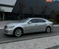 Сірий Лексус ЛС, об'ємом двигуна 4.61 л та пробігом 220 тис. км за 11500 $, фото 1 на Automoto.ua