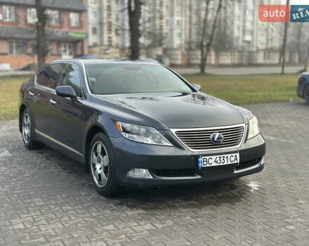 Серый Лексус ЛС, объемом двигателя 4.99 л и пробегом 220 тыс. км за 7000 $, фото 6 на Automoto.ua