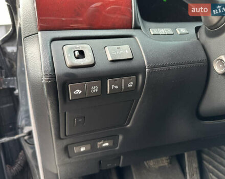 Серый Лексус ЛС, объемом двигателя 4.99 л и пробегом 220 тыс. км за 7000 $, фото 12 на Automoto.ua