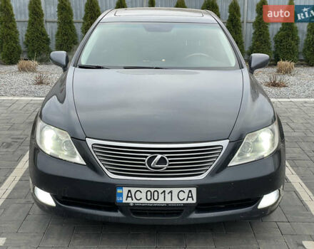Серый Лексус ЛС, объемом двигателя 4.6 л и пробегом 195 тыс. км за 9950 $, фото 6 на Automoto.ua