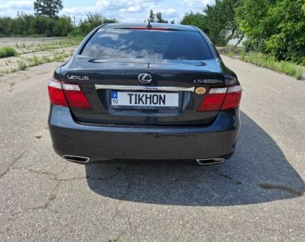 Серый Лексус ЛС, объемом двигателя 5 л и пробегом 340 тыс. км за 14500 $, фото 11 на Automoto.ua