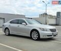Серый Лексус ЛС, объемом двигателя 4.61 л и пробегом 308 тыс. км за 9700 $, фото 41 на Automoto.ua