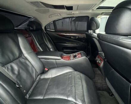 Сірий Лексус ЛС, об'ємом двигуна 4.6 л та пробігом 229 тис. км за 12700 $, фото 27 на Automoto.ua