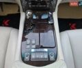 Сірий Лексус ЛС, об'ємом двигуна 5 л та пробігом 237 тис. км за 15499 $, фото 46 на Automoto.ua