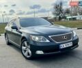 Сірий Лексус ЛС, об'ємом двигуна 4.6 л та пробігом 173 тис. км за 9900 $, фото 1 на Automoto.ua